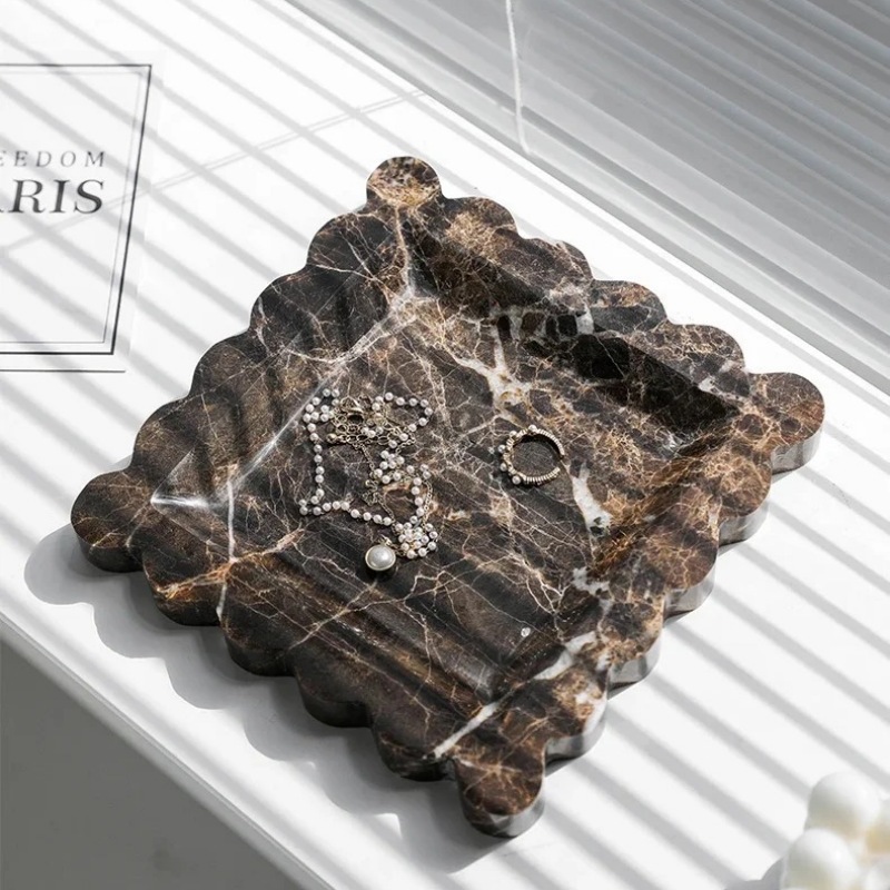 Emperado Dark Marble Scallop Jewelry Tray